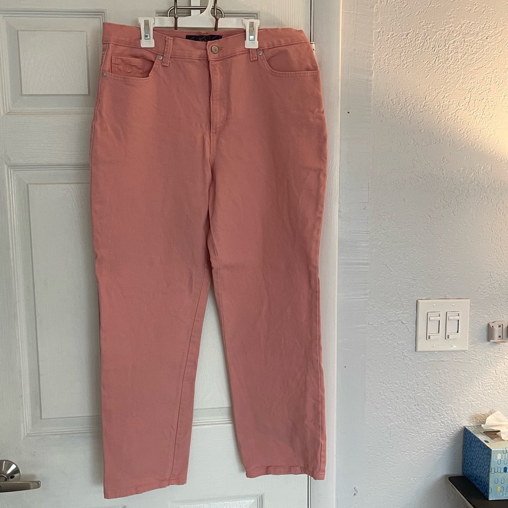 Gloria Vanderbilt Amanda jean in melon - Size 14